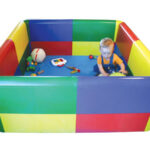 Piscina de Bolas Sensorial Cuadrada 130x130x52