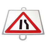 Panel Tráfico Peligro. Estrechamiento